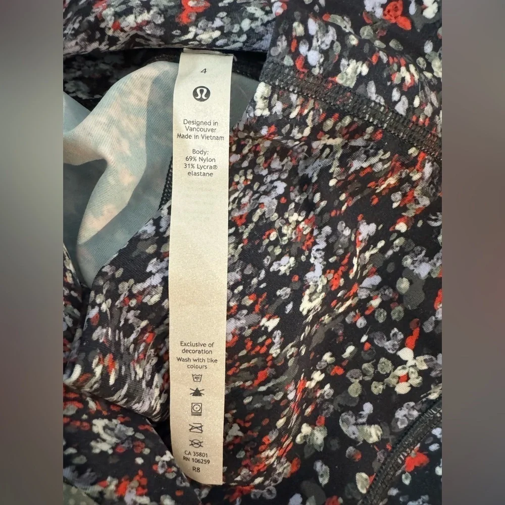Lululemon Size 4 Align High Rise Leggings Athletic Water Blossom Mutlicolor